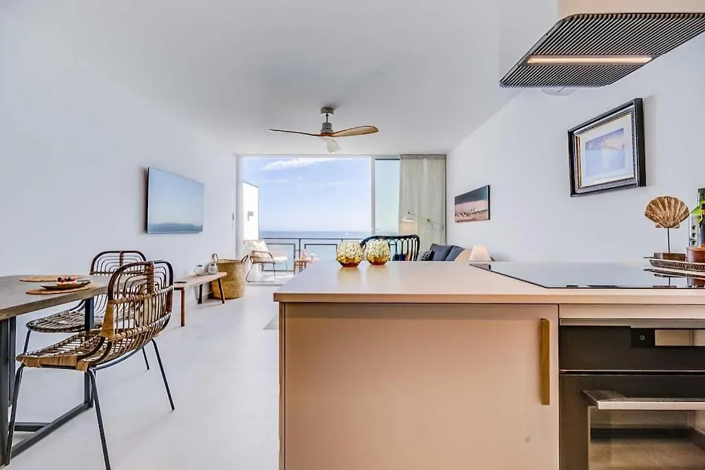 112-Stunning Beachfront Apartment In Benalmadena