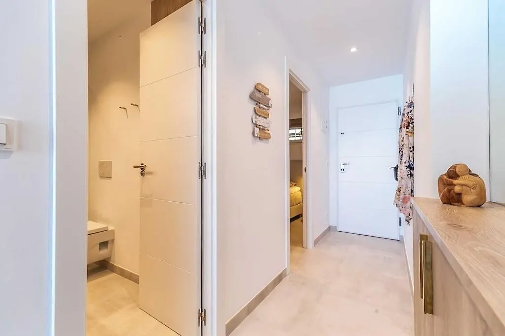 112-Stunning Beachfront Apartment In Benalmadena