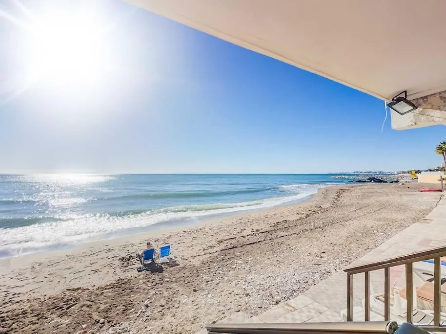 112-Stunning Beachfront Apartment In Benalmadena